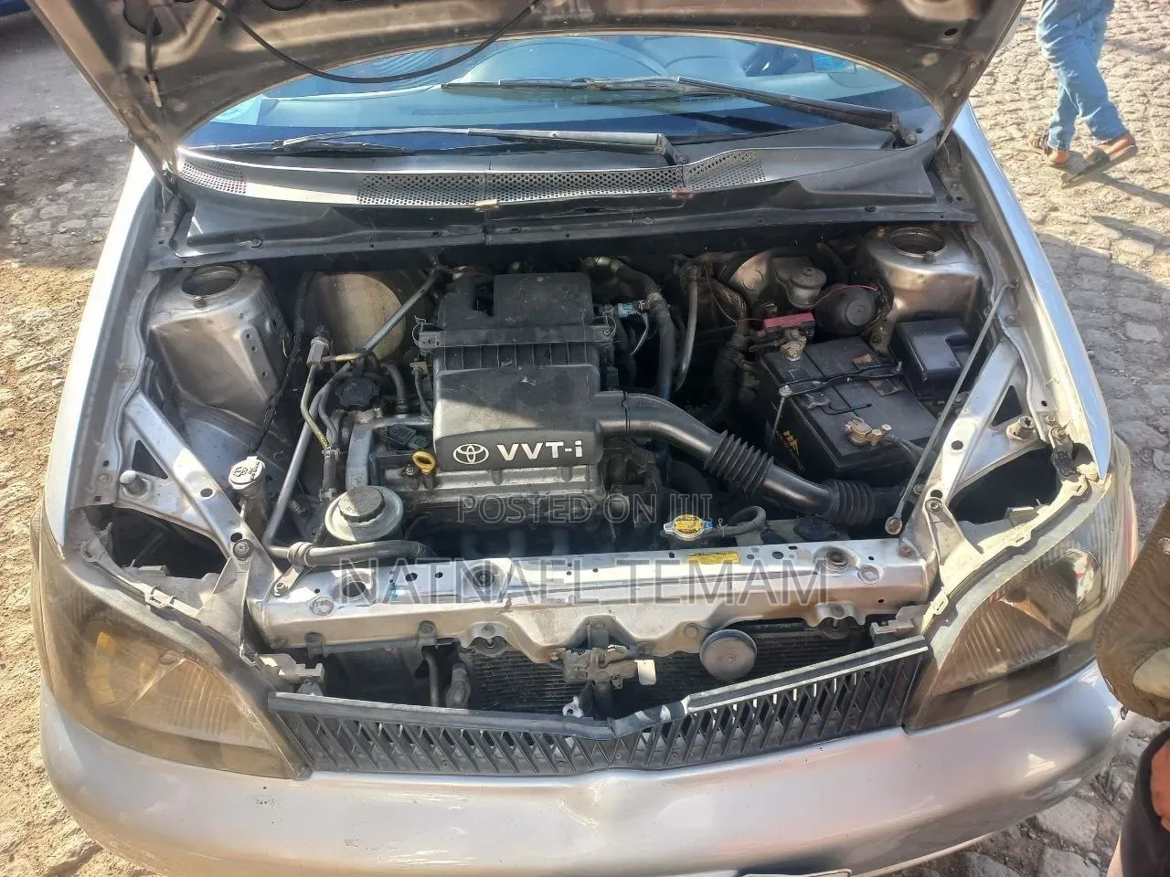 Toyota Platz 2001 Silver