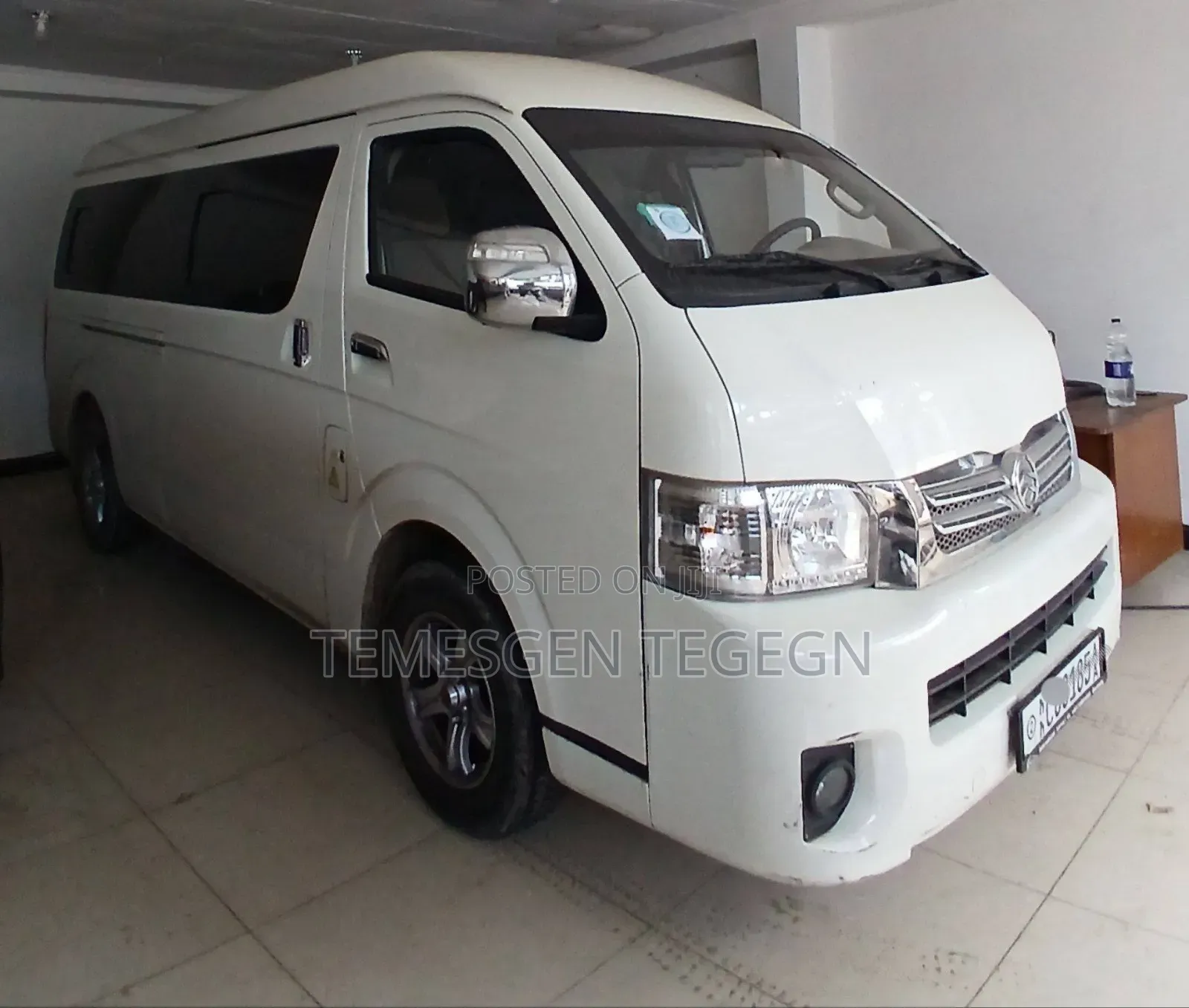 New Bus 2023 White
