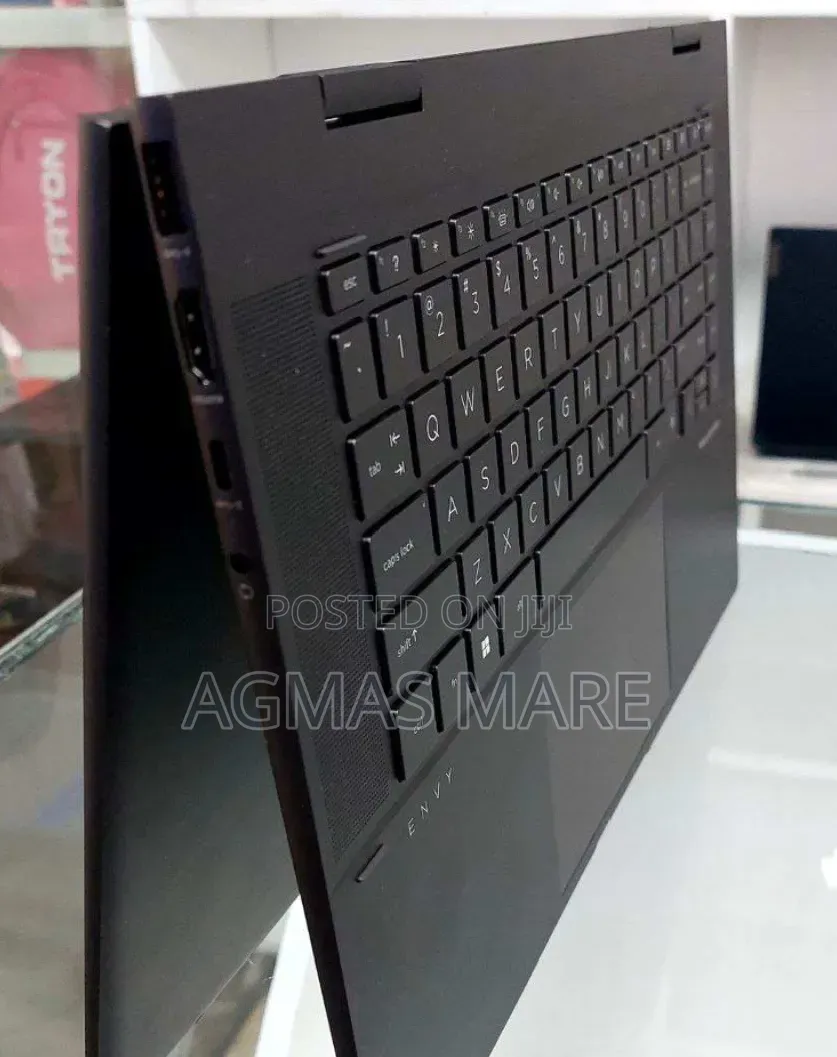 New Laptop Lenovo ThinkPad X1 Yoga 32GB Intel Core i7 SSD 512GB