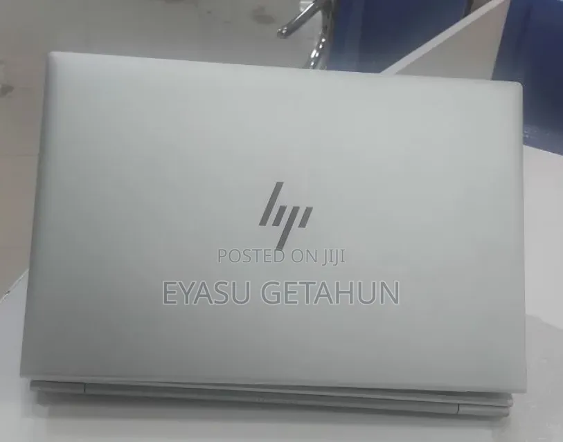 New Laptop HP EliteBook 830 G8 16GB Intel Core i5 SSD 512GB