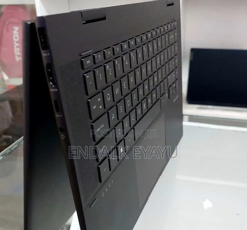 New Laptop Lenovo ThinkPad X1 Yoga 32GB Intel Core i7 SSD 512GB