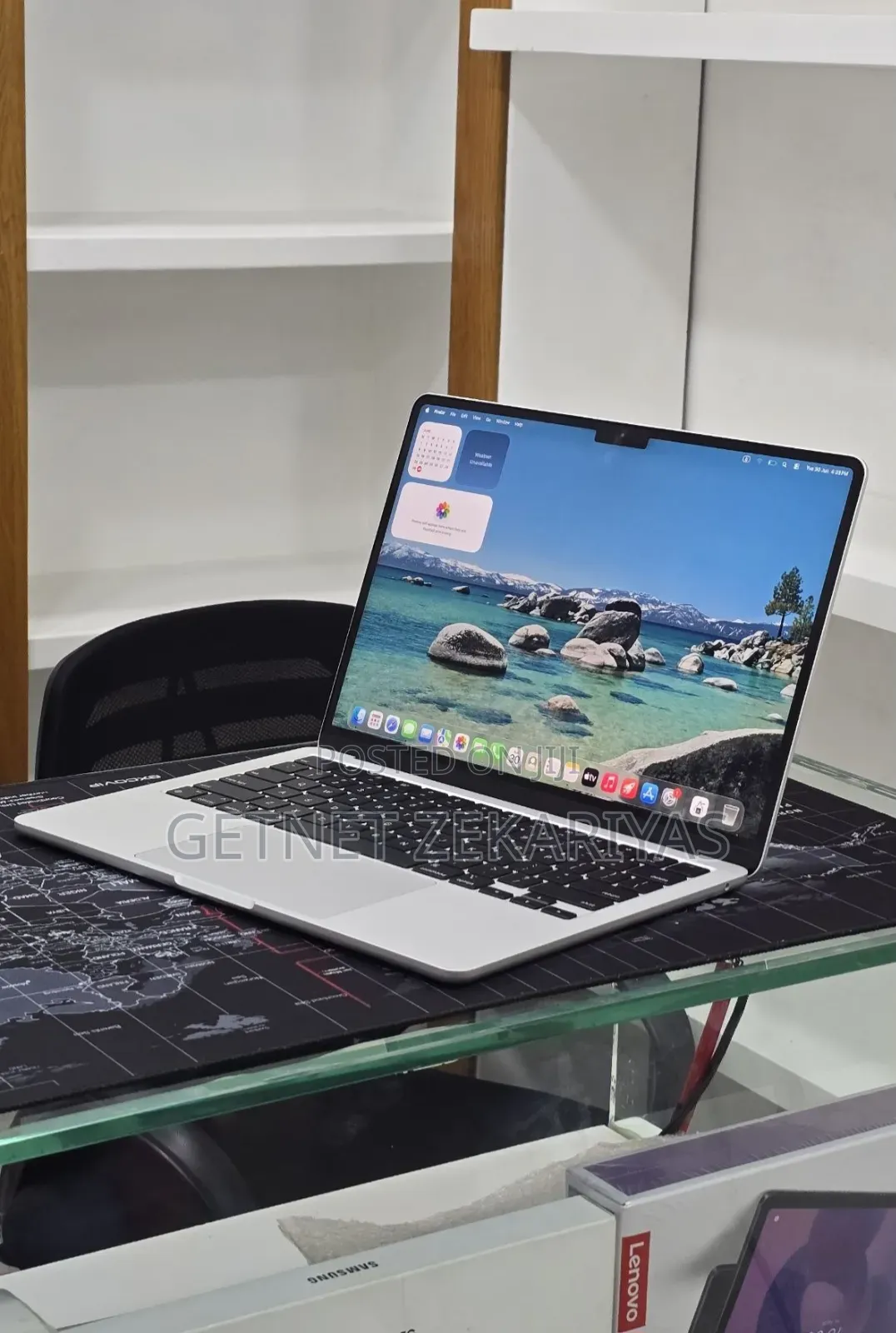 New Laptop Apple MacBook Air 2024 M3 16GB Apple M3 SSD 256GB
