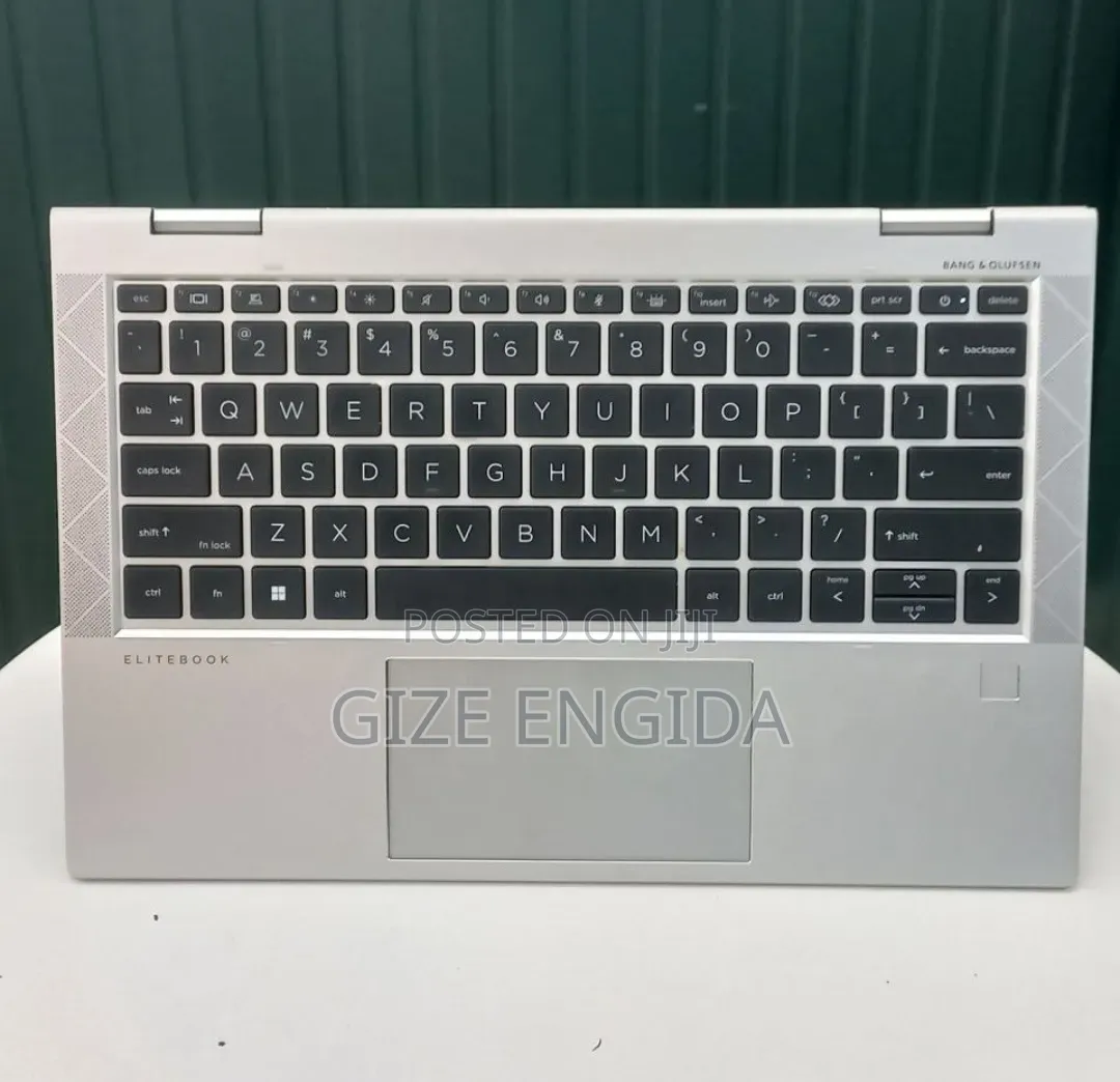 New Laptop HP EliteBook 830 G8 32GB Intel Core i7 SSD 512GB