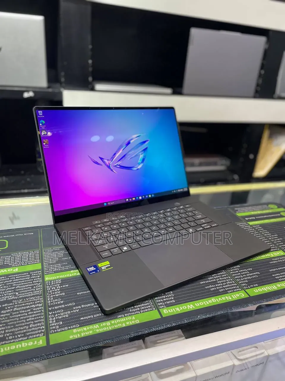 New Laptop Asus ROG Zephyrus M16 32GB Intel Core Ultra 9 SSD 1T