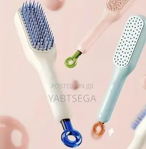 Retractable Cleaning Hair Brush