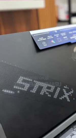 New Laptop Asus ROG Strix G18 32GB Intel Core Ultra 9 SSD 2T