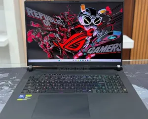 New Laptop Asus ROG Strix G18 32GB Intel Core Ultra 9 SSD 2T