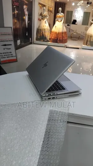 New Laptop HP EliteBook 830 G8 16GB Intel Core i5 SSD 512GB