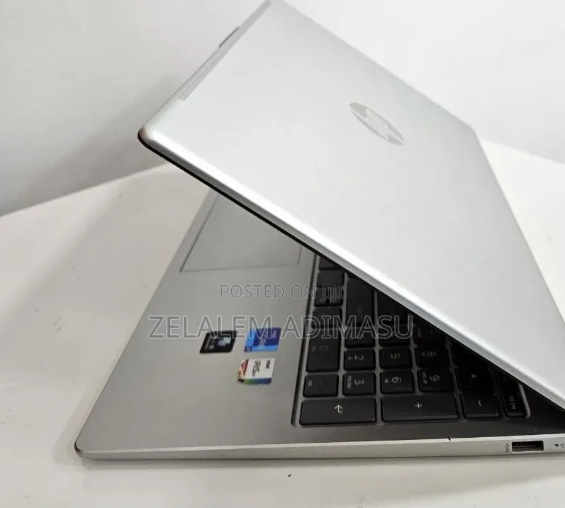 New Laptop HP Stream Notebook 16GB Intel Core i7 SSD 1T