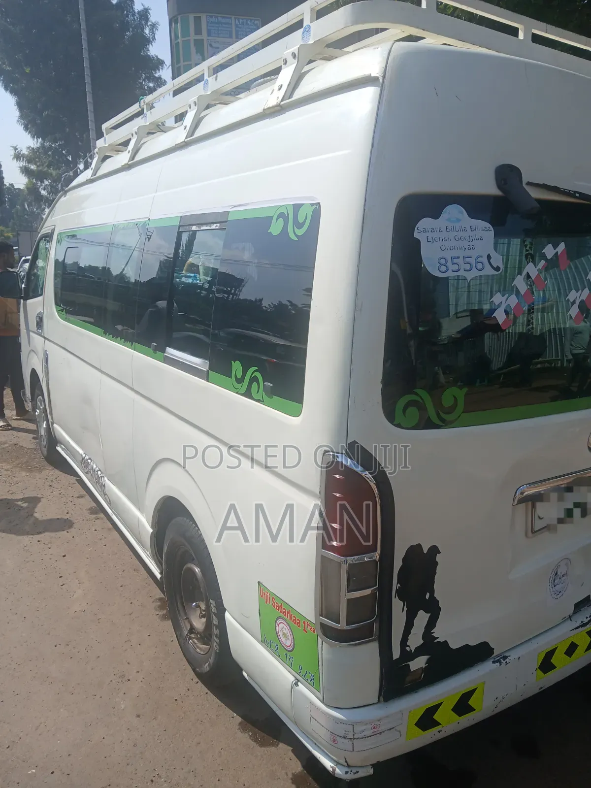 Toyota HiAce 2014 White