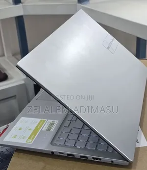 New Laptop Asus VivoBook 15 X505BA 16GB AMD Ryzen 7 SSD 512GB