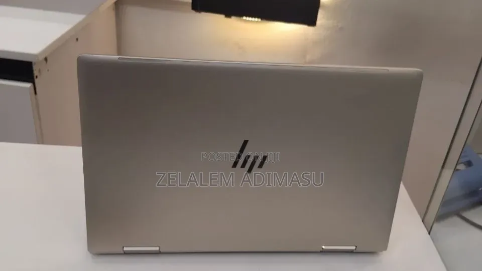 New Laptop HP Envy x360 8GB Intel Core i7 SSD 512GB