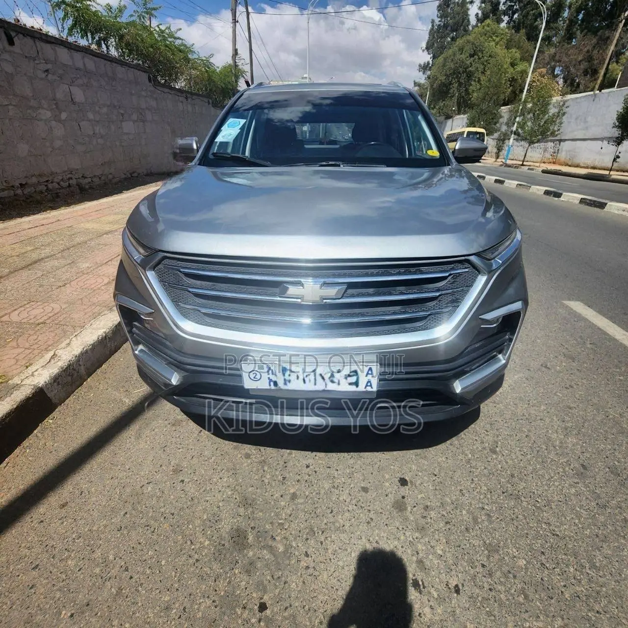 Chevrolet Captiva 2022 Silver