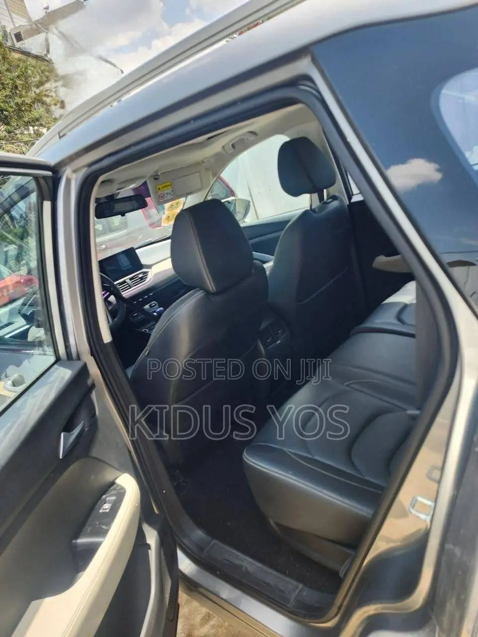 Chevrolet Captiva 2022 Silver