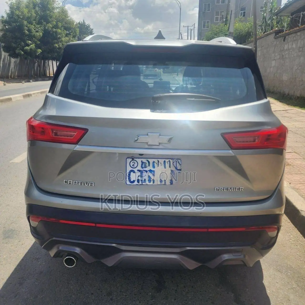 Chevrolet Captiva 2022 Silver