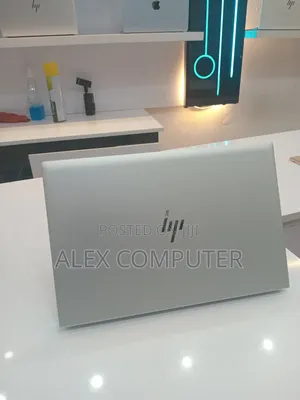 New Laptop HP EliteBook 840 G8 16GB Intel Core i7 SSD 512GB