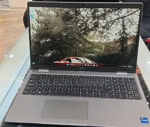 New Laptop Dell Latitude 5540 16GB Intel Core i7 SSD 512GB