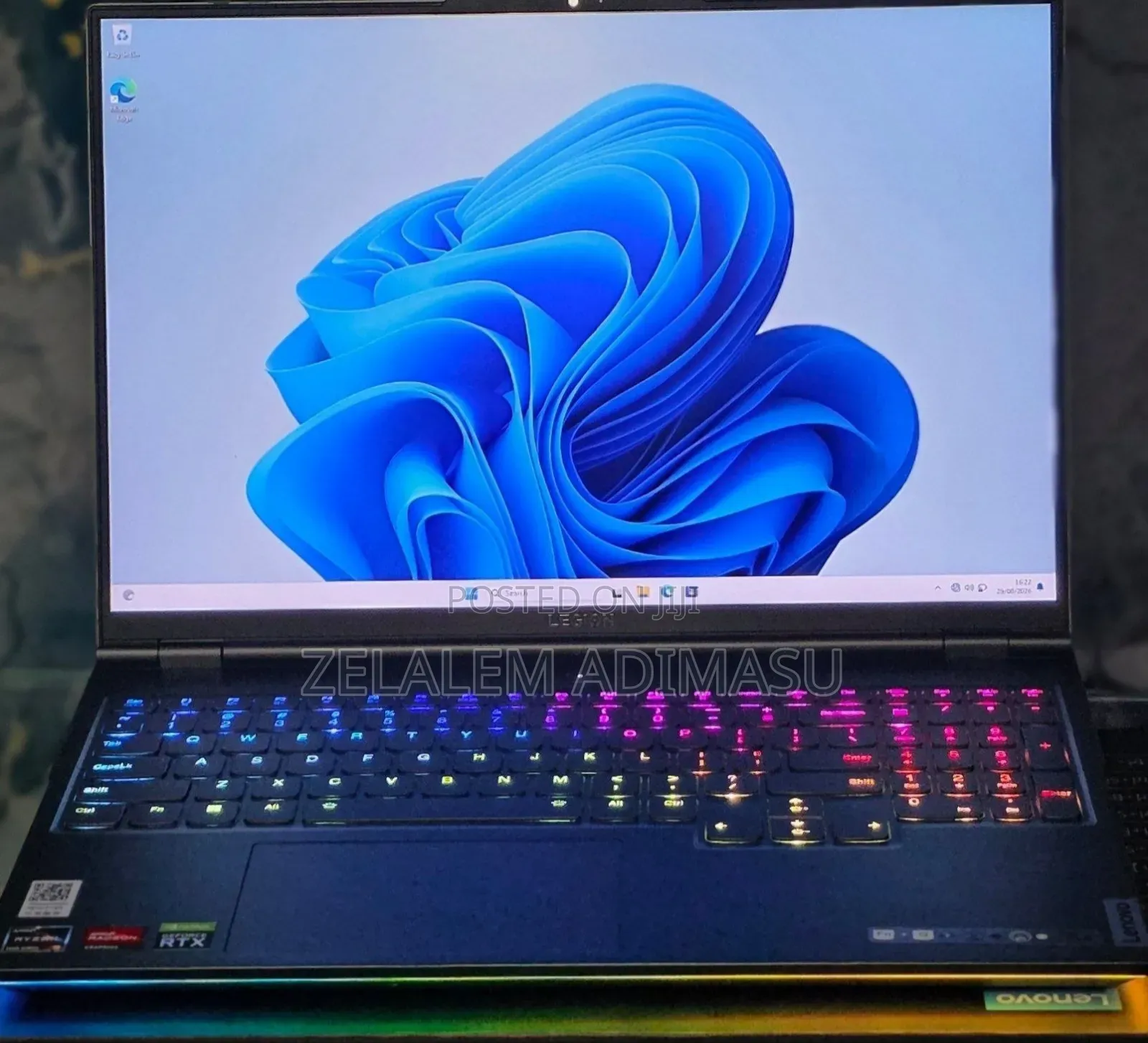 New Lenovo Legion Y7000P IRX9 Gaming Laptop 32GB Intel Core Ultra 9 1T