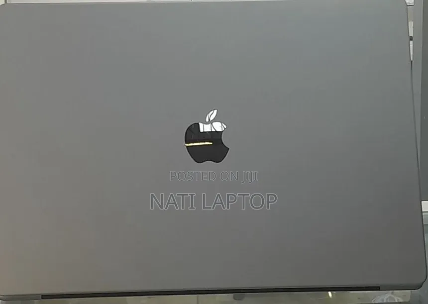 New Laptop Apple MacBook Pro 2021 M1 16GB Apple M1 Pro SSD 512GB