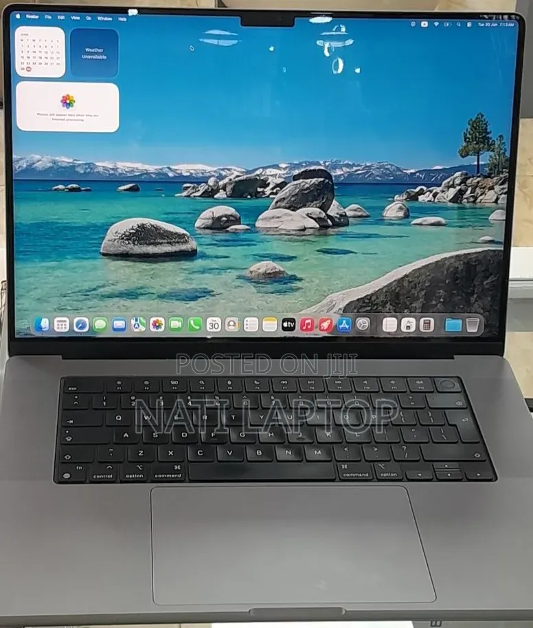 New Laptop Apple MacBook Pro 2021 M1 16GB Apple M1 Pro SSD 512GB