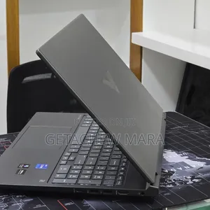New Laptop HP Victus 15 16GB Intel Core i7 SSD 1T
