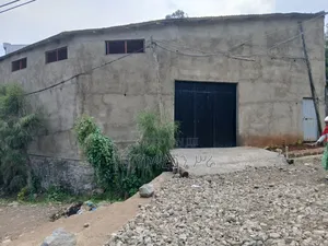 Warehouse for Rent or for Simple Fabrica