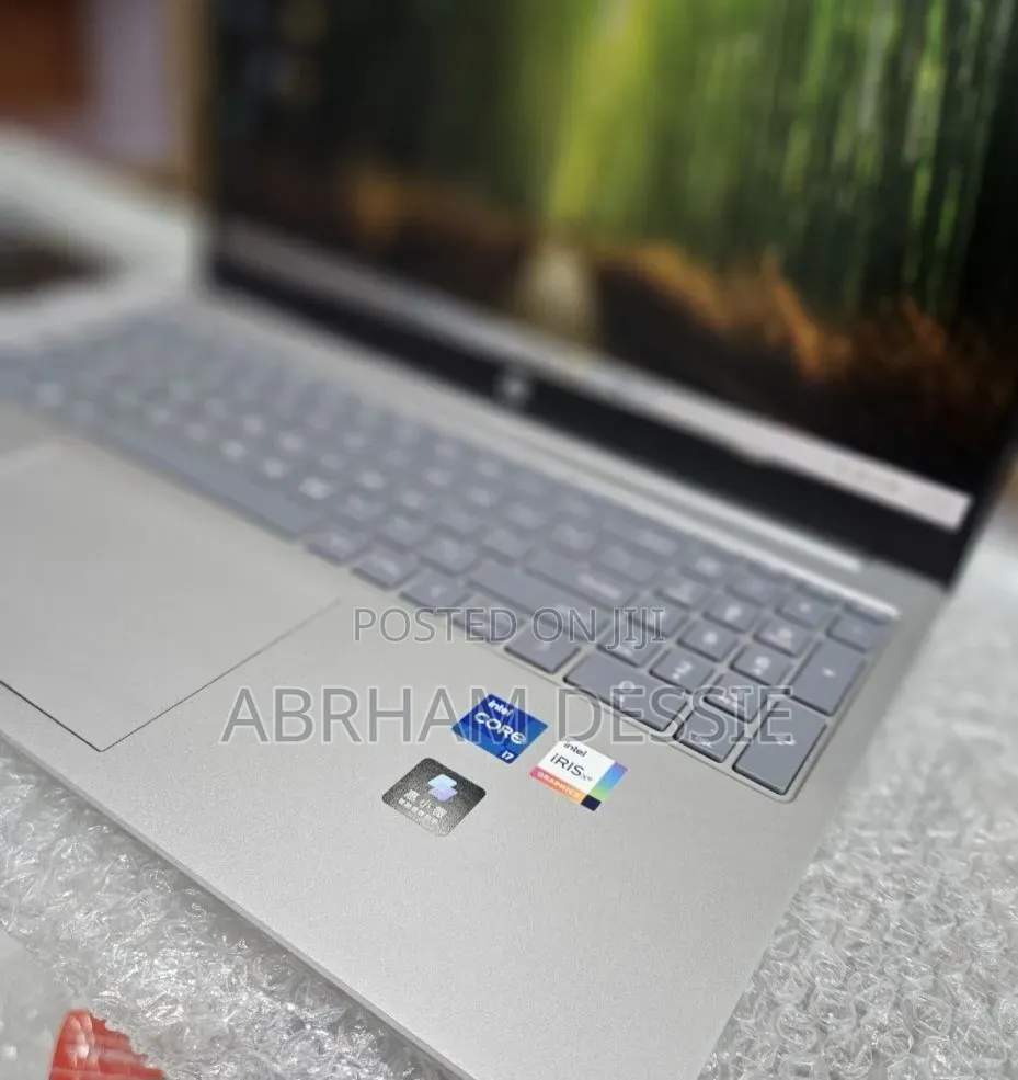 New Laptop HP Stream Notebook 16GB Intel Core i7 SSD 1T
