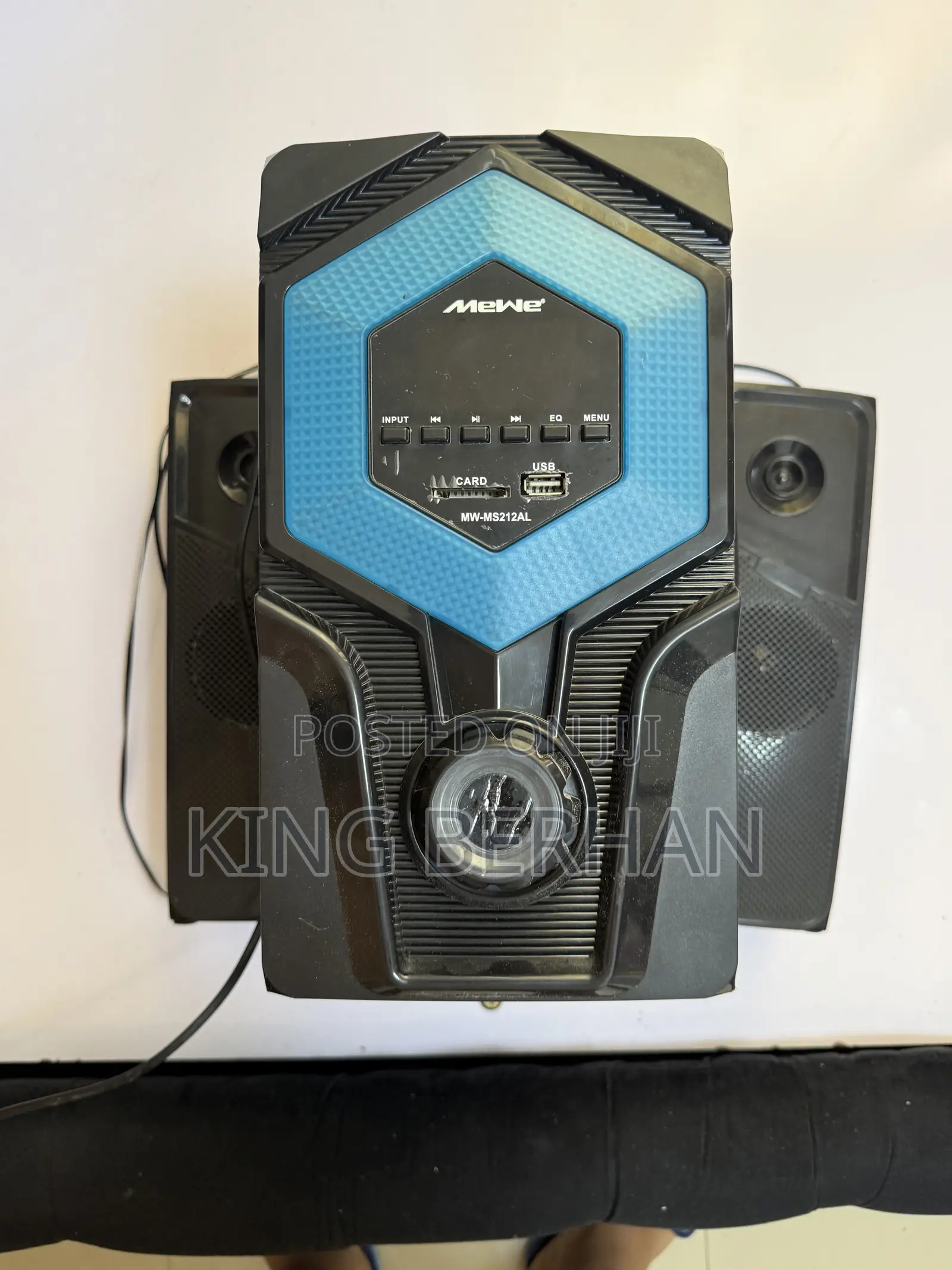 Speaker Newe