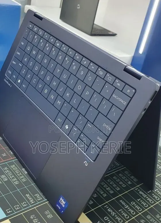 New Laptop HP OmniBook X Flip 14" 16GB Intel Core Ultra 7 SSD 512GB