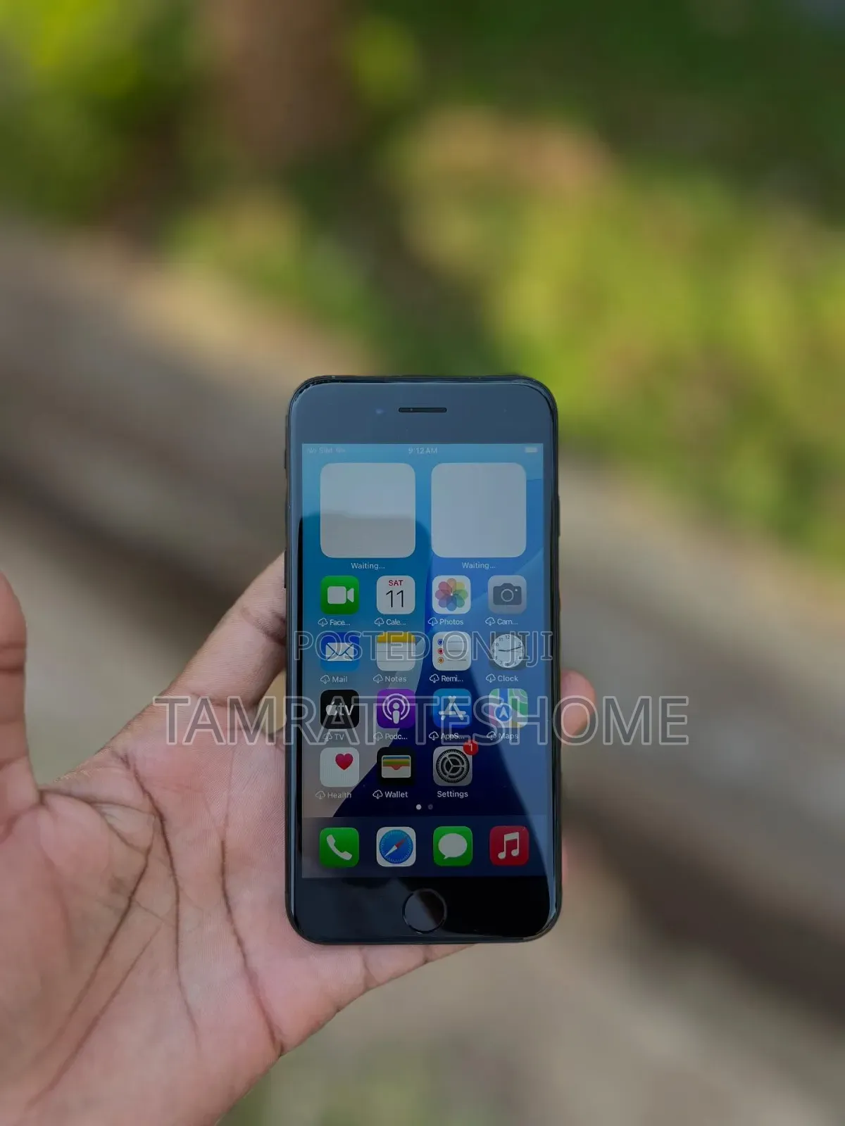 New Apple iPhone SE (2022) 128 GB