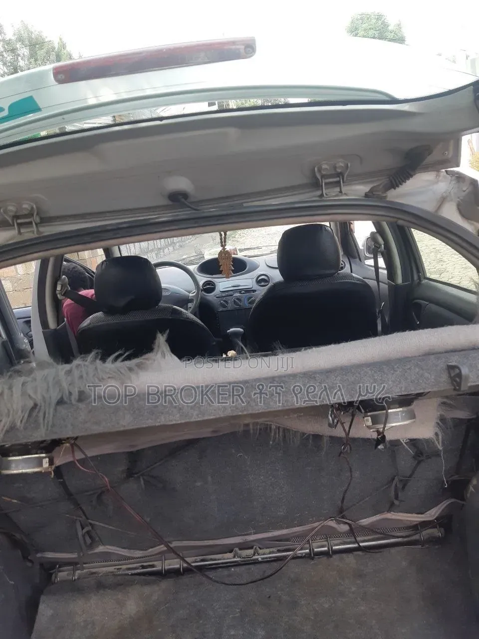Toyota Vitz 2001 Silver