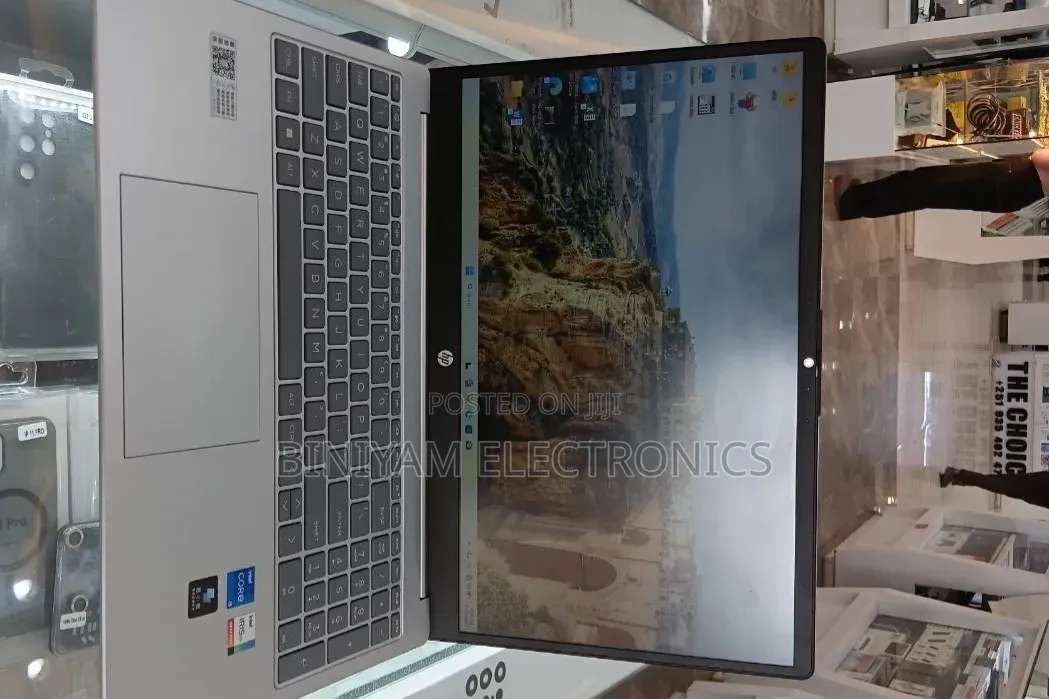 New Laptop HP Stream Notebook 16GB Intel Core i5 SSD 1T