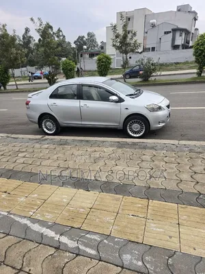 Toyota Belta 2007 Silver