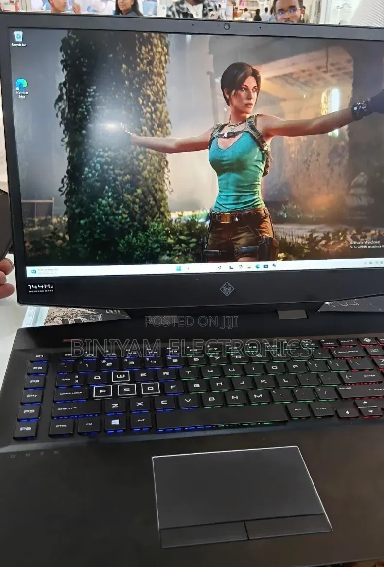 New Laptop HP Omen 17 16GB Intel Core i7 SSD 512GB