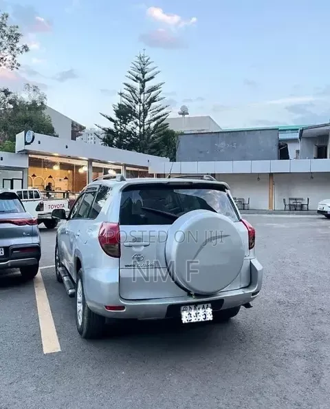 Toyota RAV4 2.4 2008 Silver