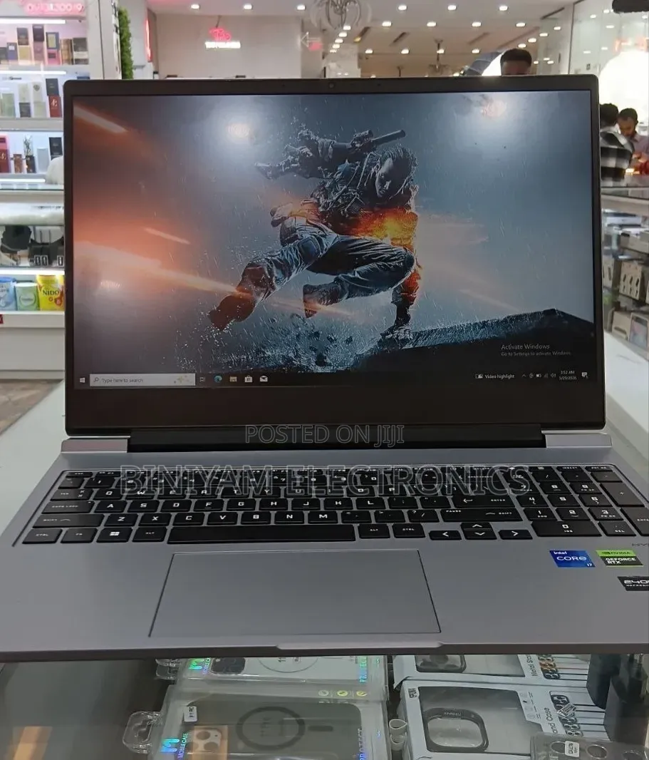 New Laptop HP Omen 16 16GB Intel Core i7 SSD 1T