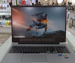 New Laptop HP Omen 16 16GB Intel Core i7 SSD 1T