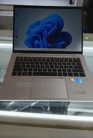 New Laptop HP EliteBook 840 G9 16GB Intel Core i5 SSD 512GB