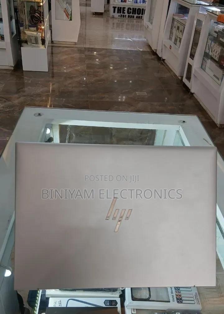 New Laptop HP EliteBook 840 G9 16GB Intel Core i5 SSD 512GB