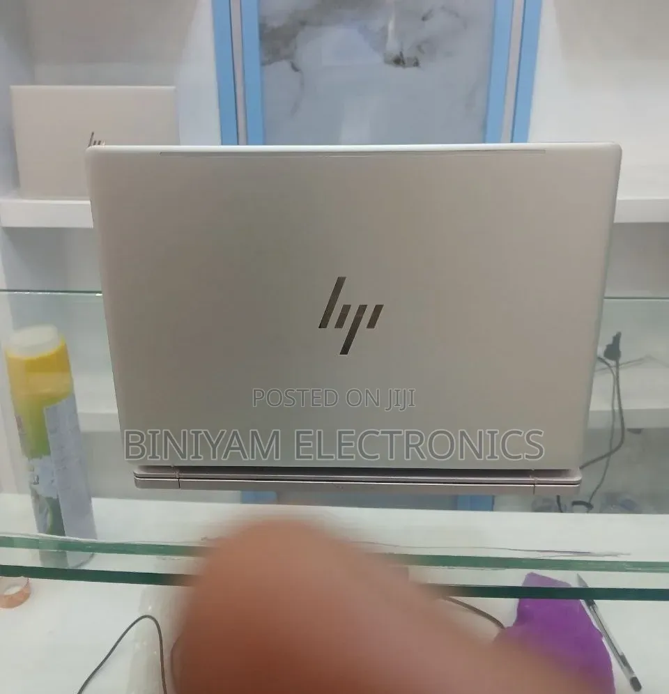 New Laptop HP Pavilion 14 16GB Intel Core i7 SSD 1T