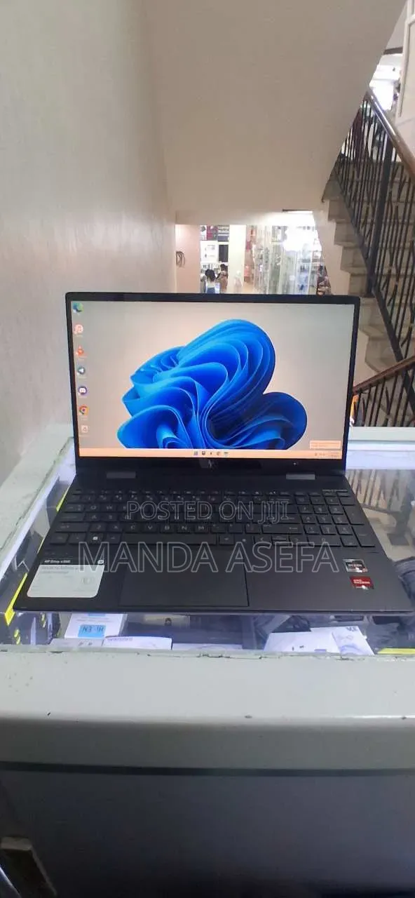 New Laptop HP Envy x360 24GB AMD Ryzen 7 SSD 512GB