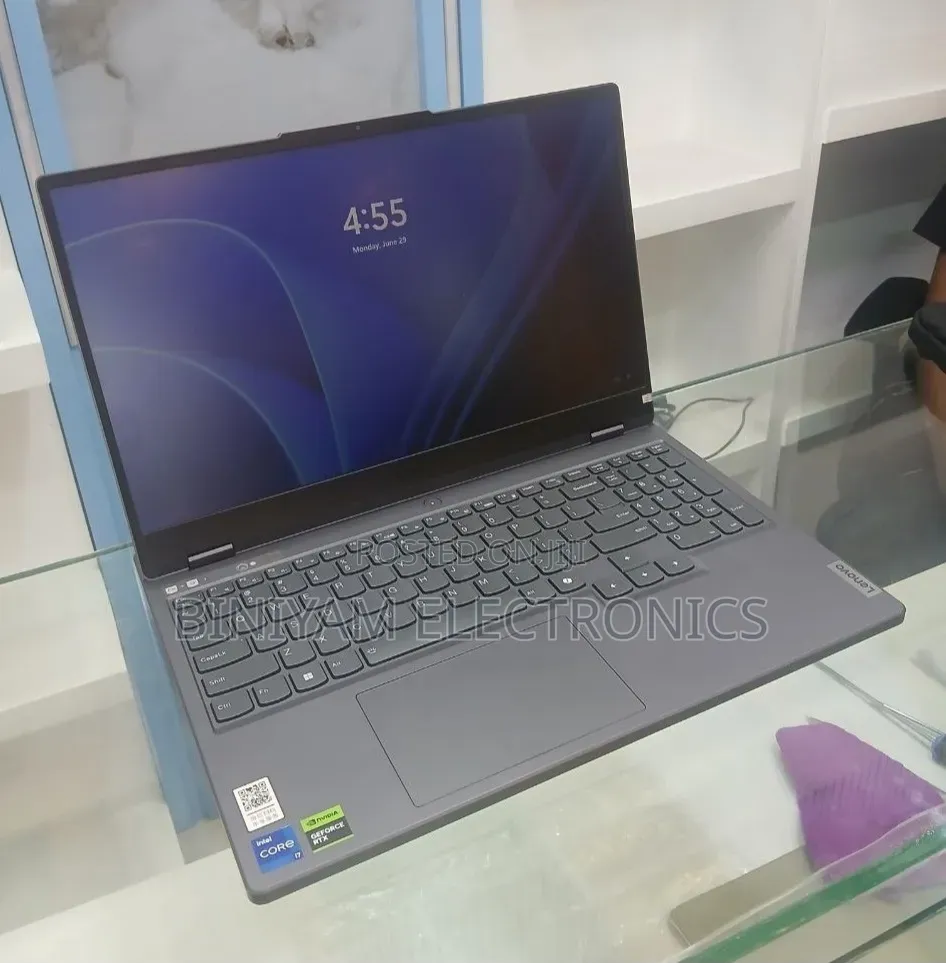 New Laptop Lenovo Legion 5 24GB Intel Core i7 SSD 1T