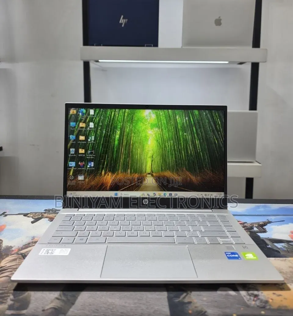 New Laptop HP Pavilion 14 16GB Intel Core i5 SSD 512GB