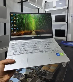 New Laptop HP Pavilion 14 16GB Intel Core i5 SSD 512GB
