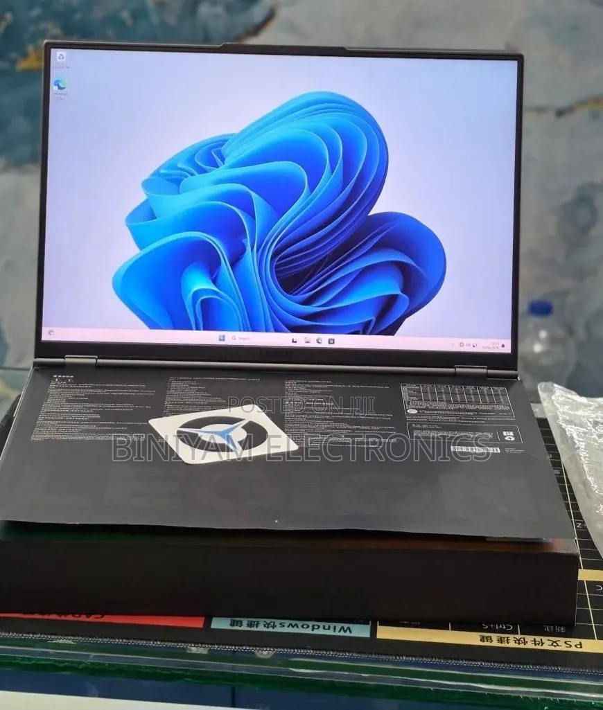 New Lenovo Legion Y7000P IRX9 Gaming Laptop 32GB AMD Ryzen 9 SSD 1T