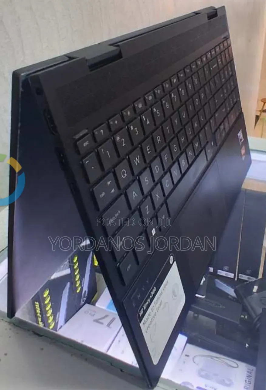 New Laptop HP Envy x360 24GB AMD Ryzen 7 SSD 512GB