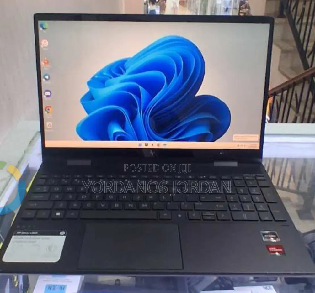 New Laptop HP Envy x360 24GB AMD Ryzen 7 SSD 512GB