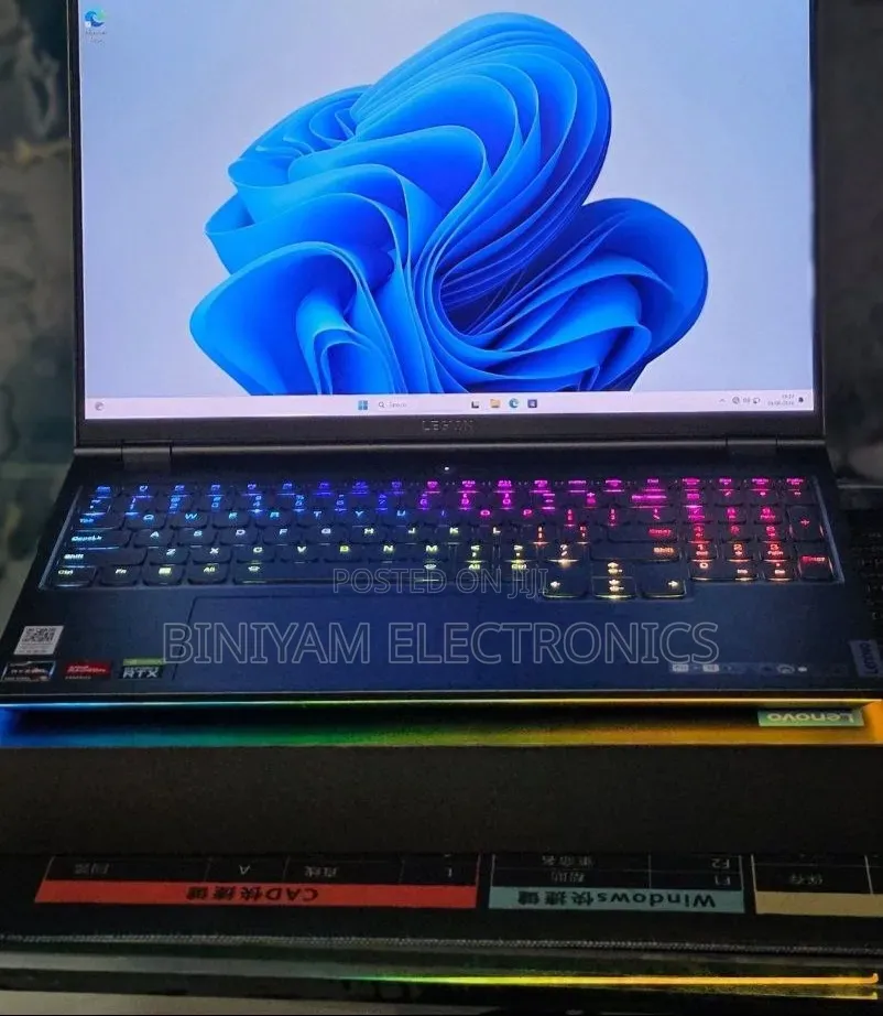 New Lenovo Legion Y7000P IRX9 Gaming Laptop 32GB AMD Ryzen 9 SSD 1T