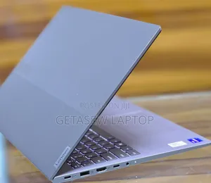 New Laptop Lenovo ThinkBook 13 16GB Intel Core i7 SSD 512GB