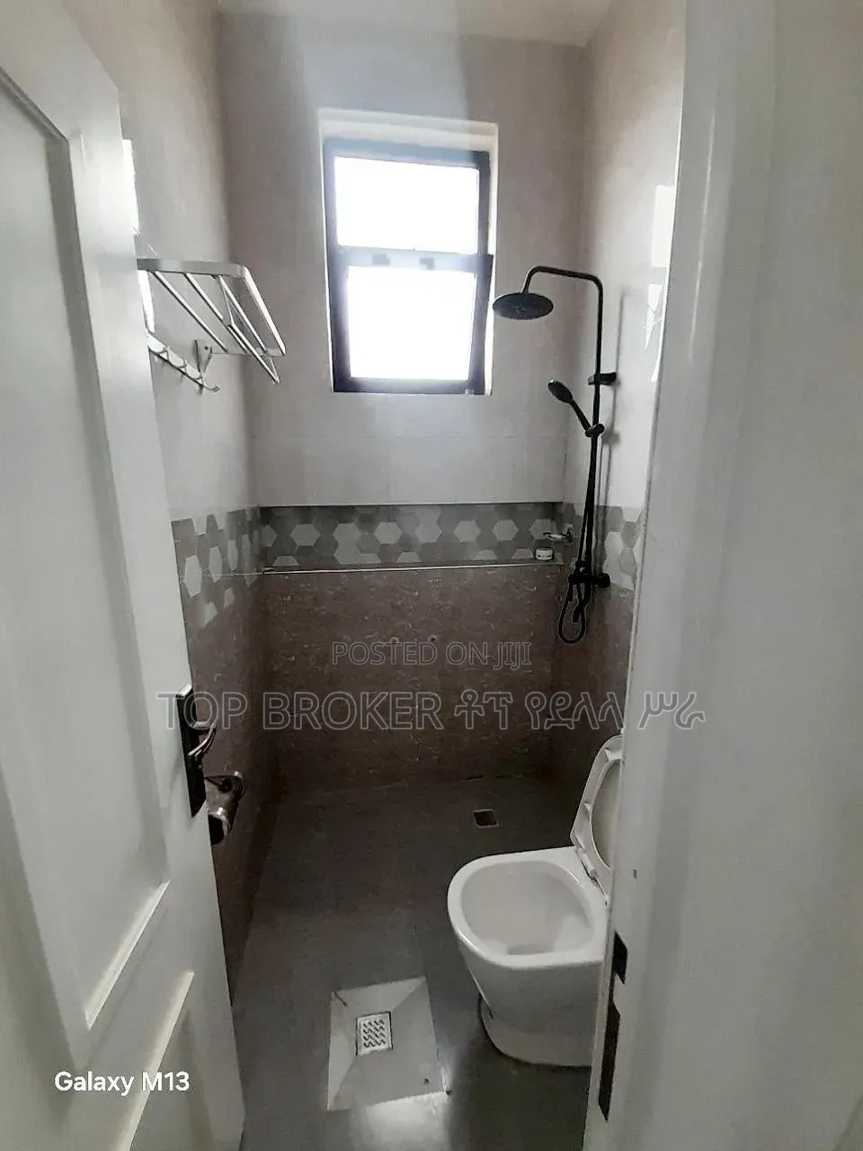 Furnished 3bdrm Villa in ቪላ, Bole for sale